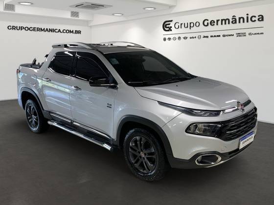 FIAT TORO 2.0 16V TURBO DIESEL VOLCANO 4WD AT9 FIAT TORO 2.0 16V TURBO DIESEL VOLCANO 4WD AT9